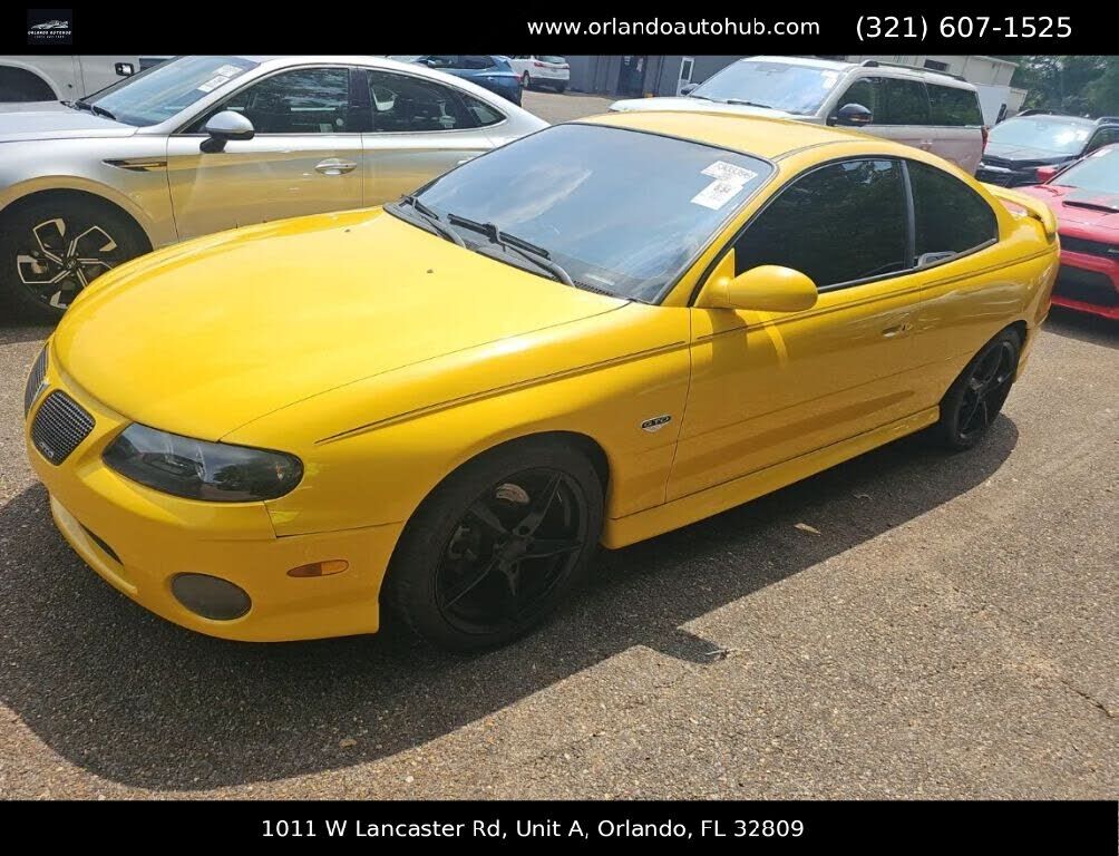 2004 PONTIAC GTO