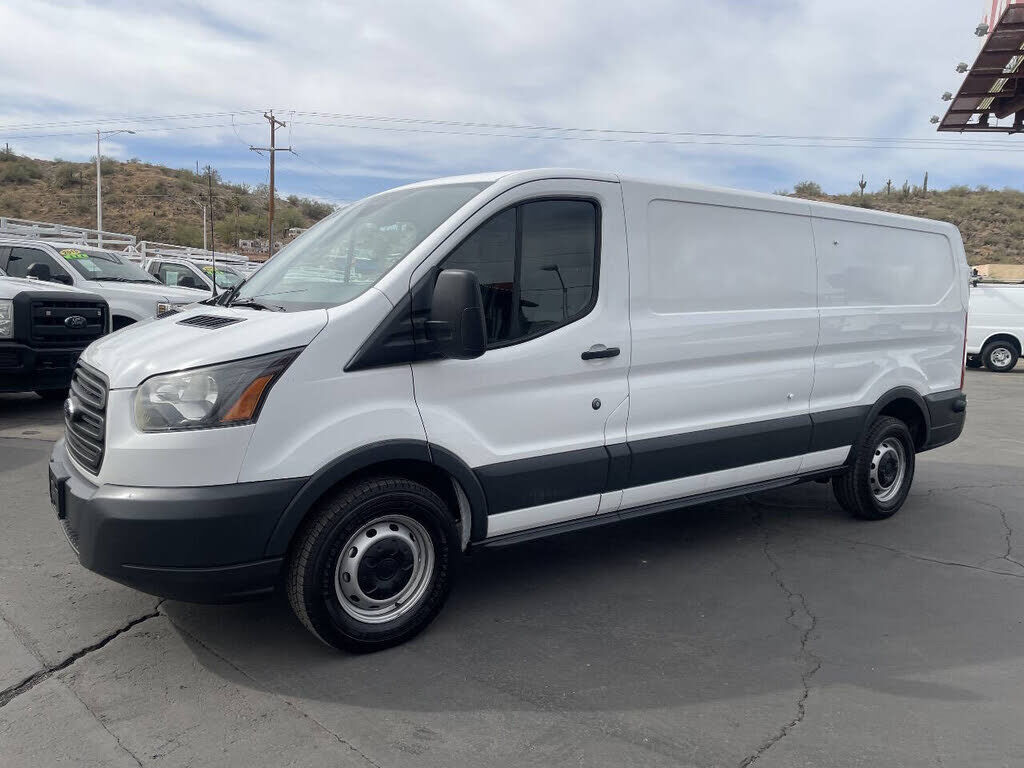 2018 FORD Transit