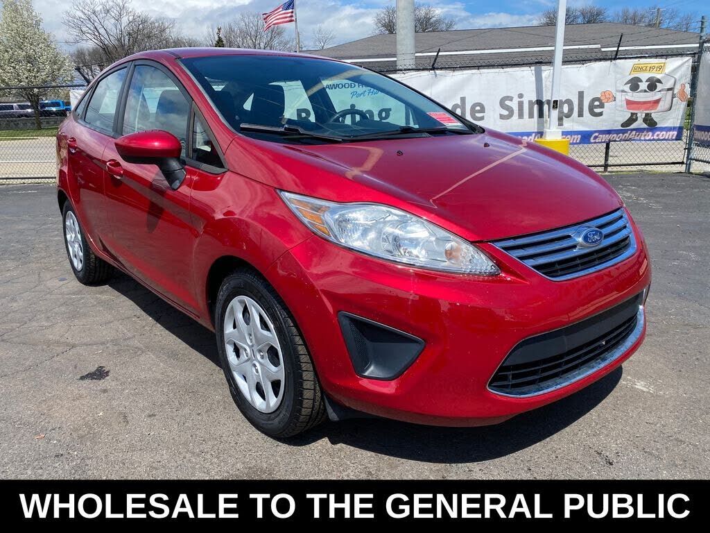 2012 FORD Fiesta