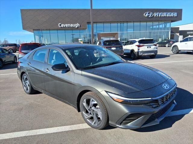 2025 HYUNDAI Elantra