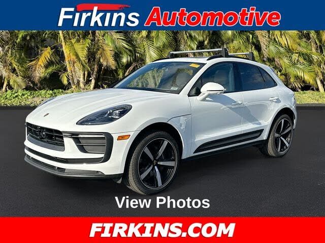 2024 PORSCHE Macan