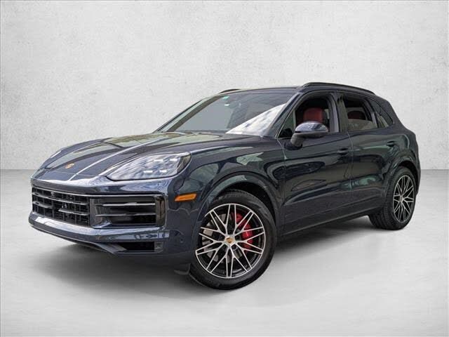 2024 PORSCHE Cayenne
