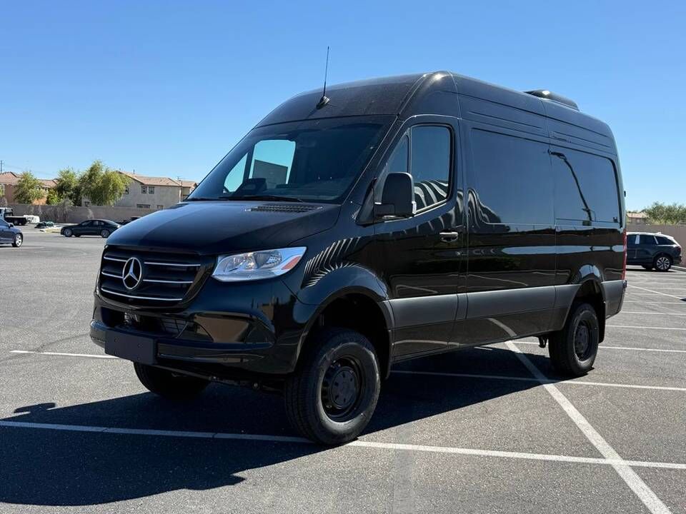 2026 MERCEDES-BENZ Sprinter