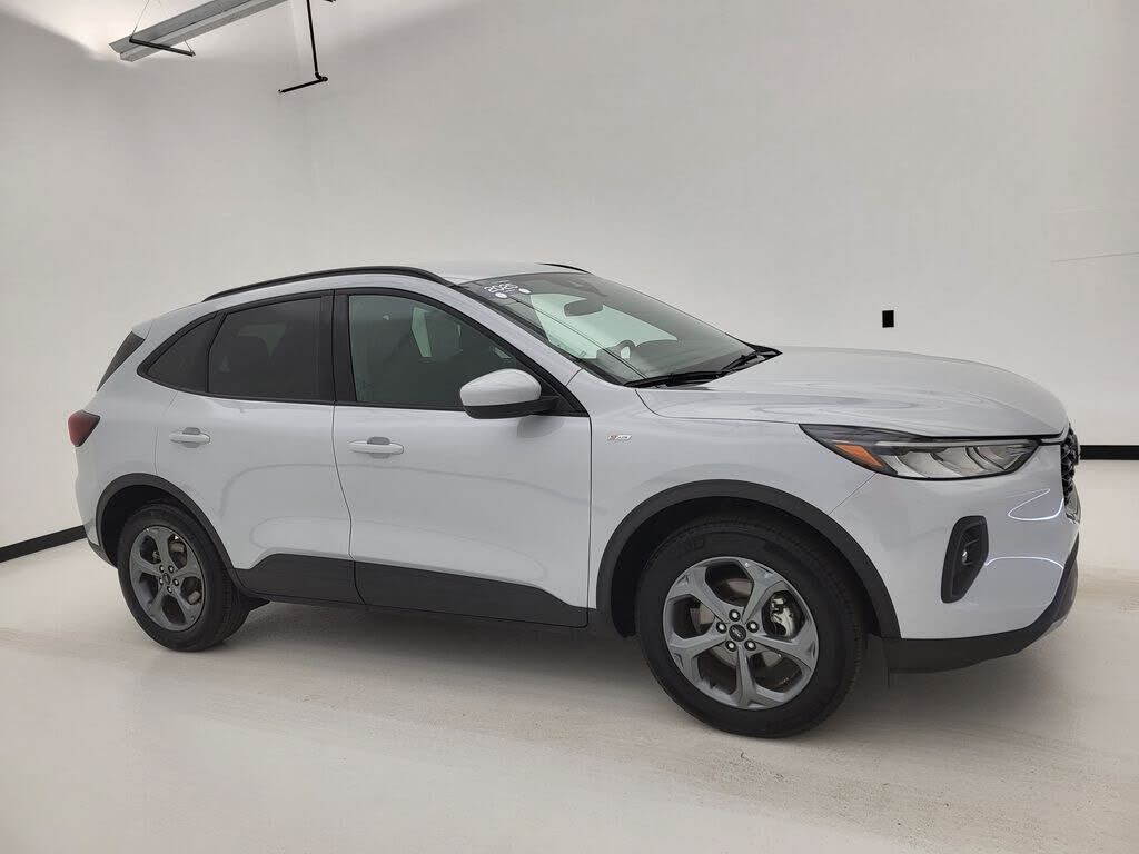 2025 FORD Escape