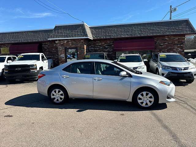 2017 TOYOTA Corolla