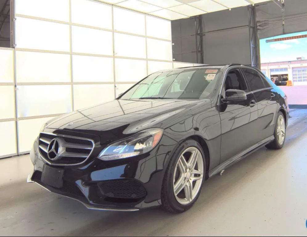 2014 MERCEDES-BENZ E-Class