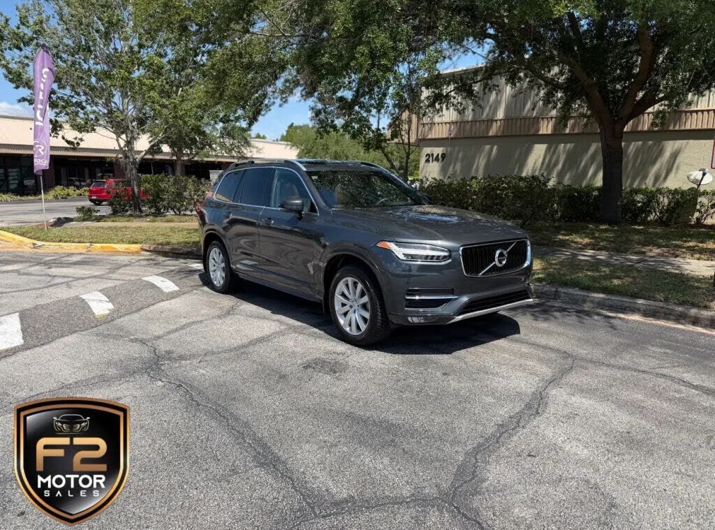 2017 VOLVO XC90