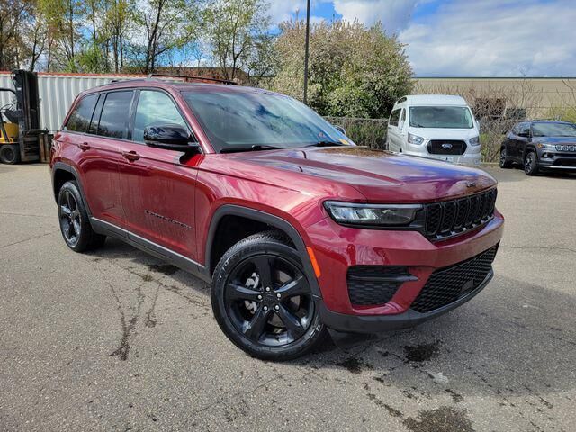 2024 JEEP Grand Cherokee