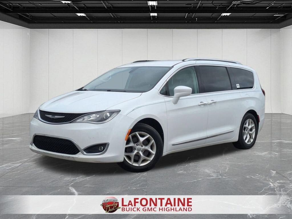 2018 CHRYSLER Pacifica