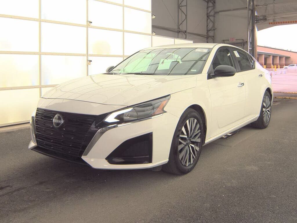 2025 NISSAN Altima