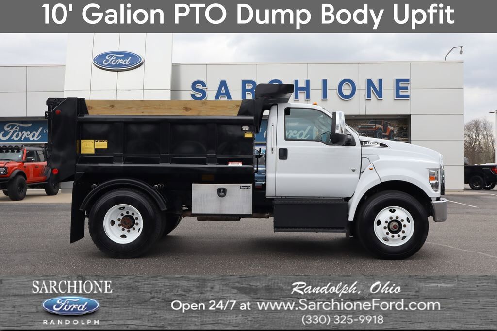 2025 FORD F-650