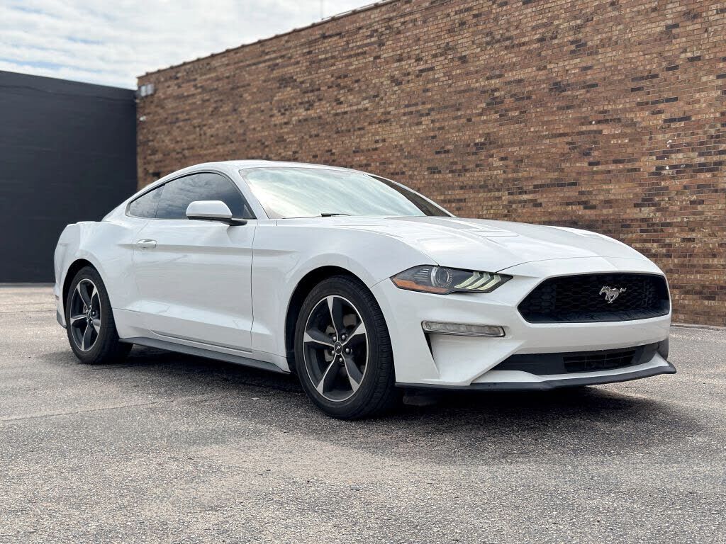 2018 FORD Mustang