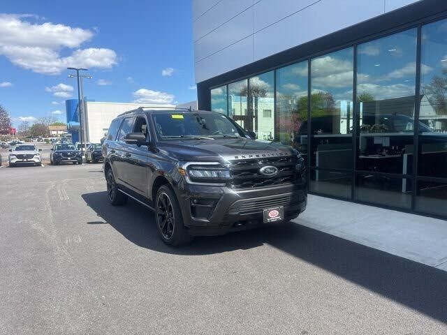 2023 FORD Expedition