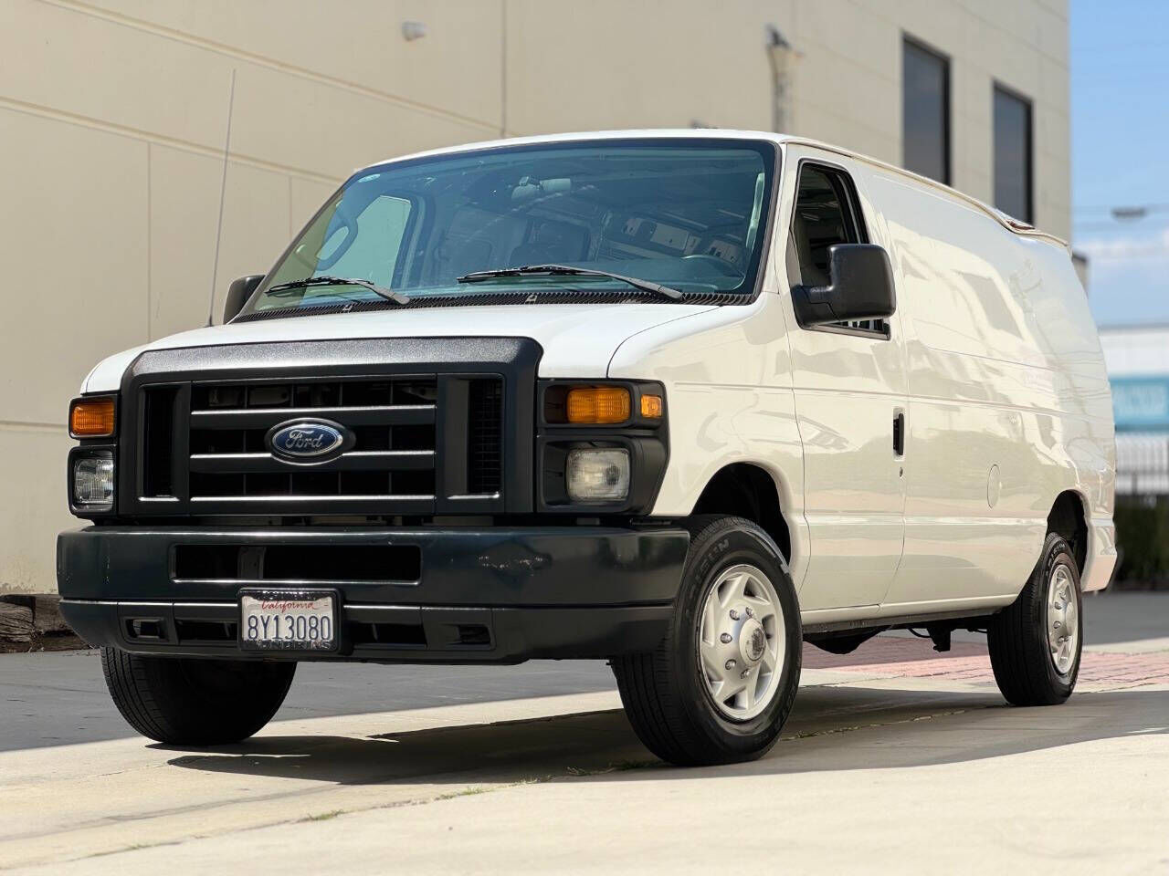 2011 FORD E-150