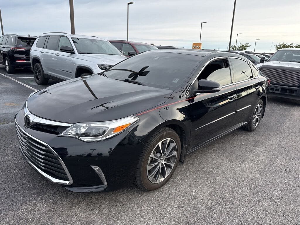 2018 TOYOTA Avalon
