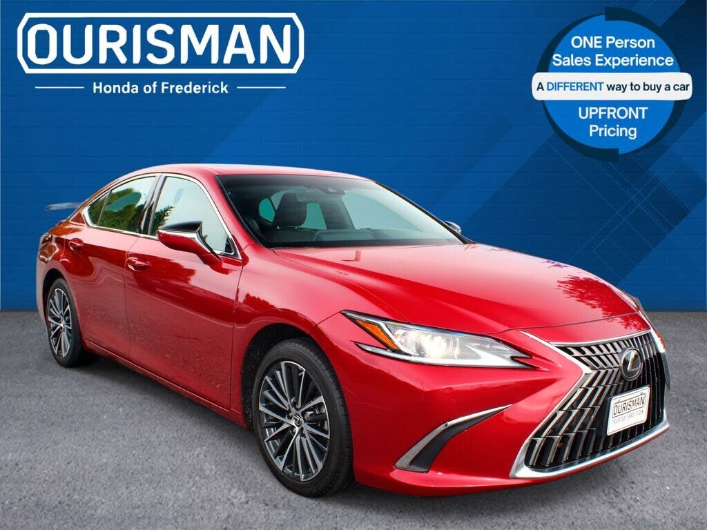 2022 LEXUS ES