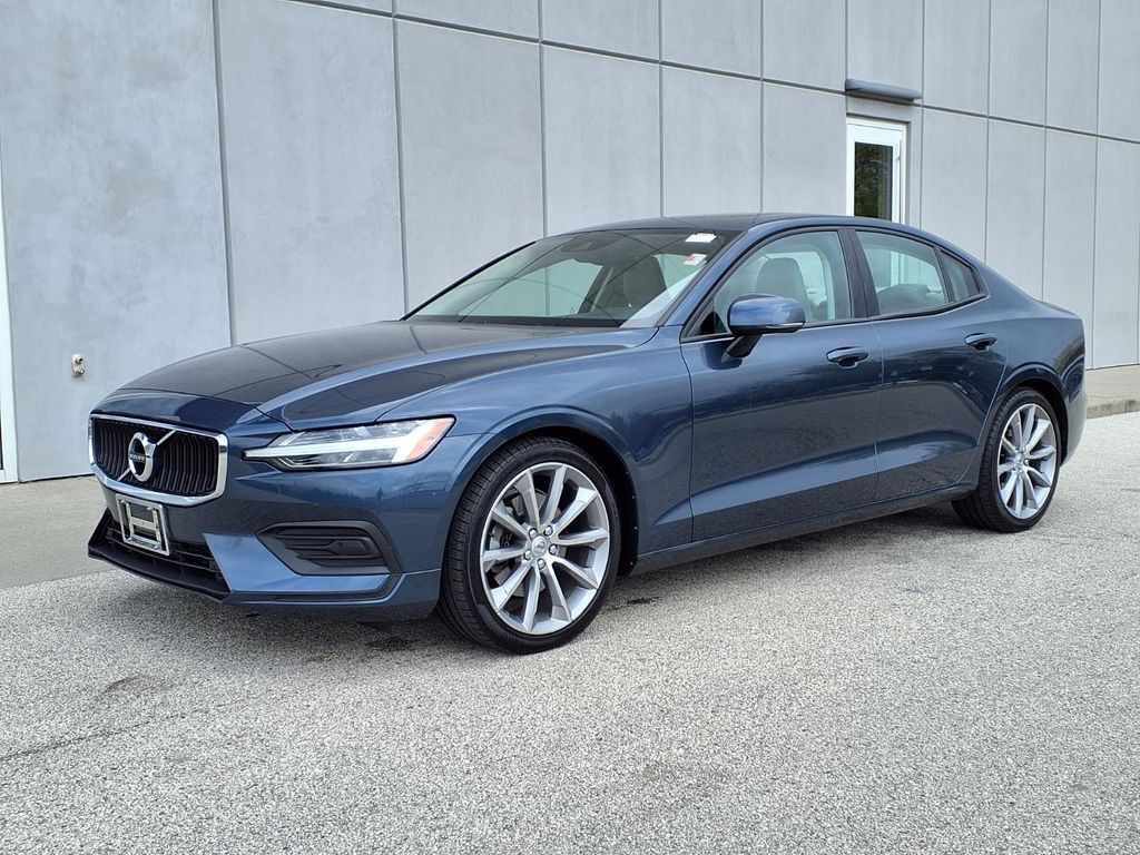 2019 VOLVO S60