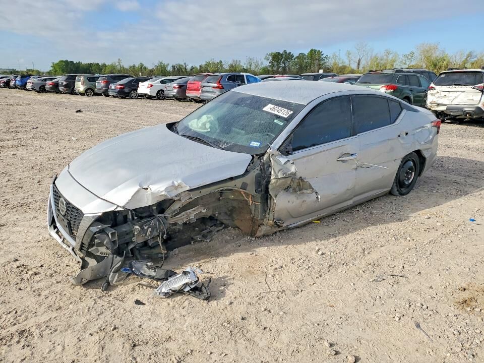 2021 NISSAN Altima