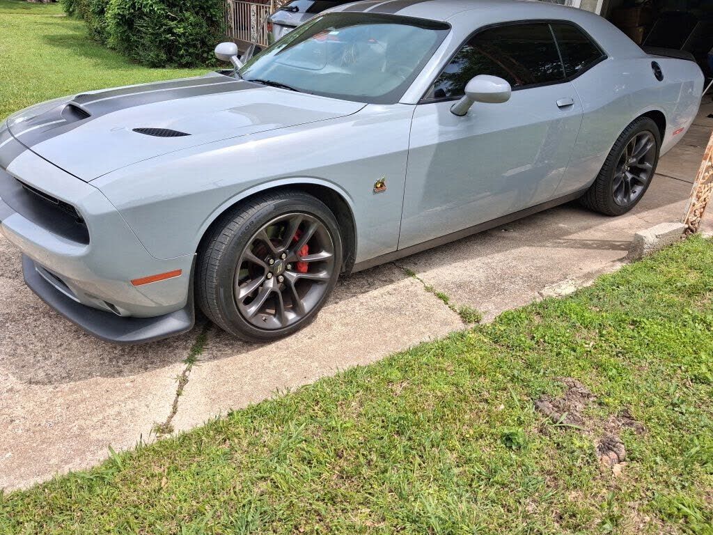 2021 DODGE Challenger