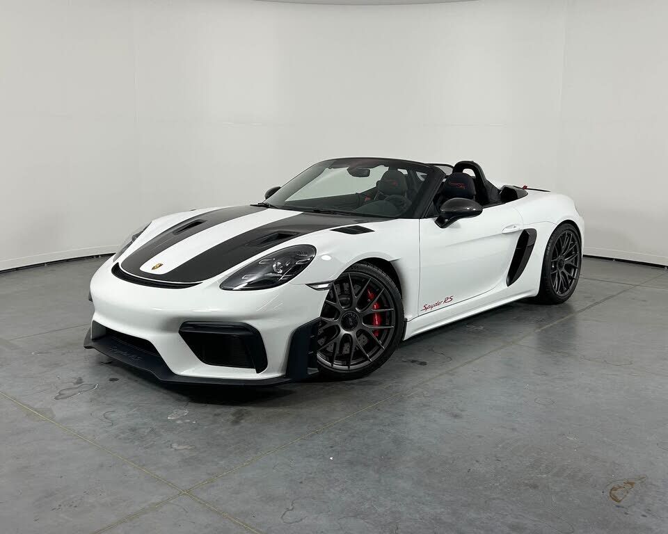 2024 PORSCHE 718