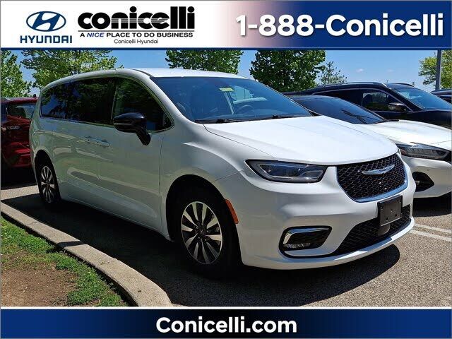 2024 CHRYSLER Pacifica