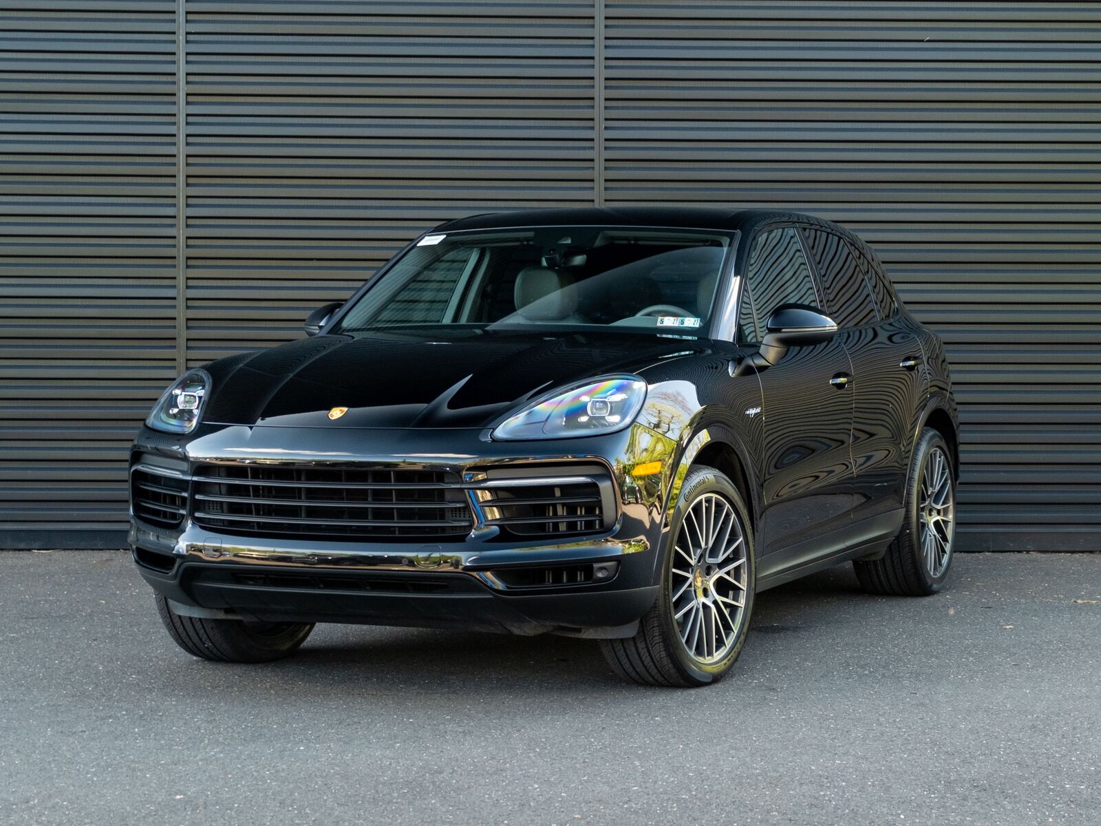 2022 PORSCHE Cayenne