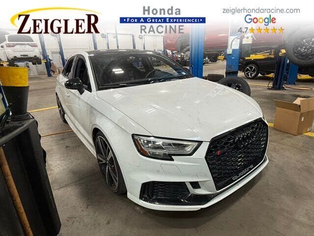 2019 AUDI RS3