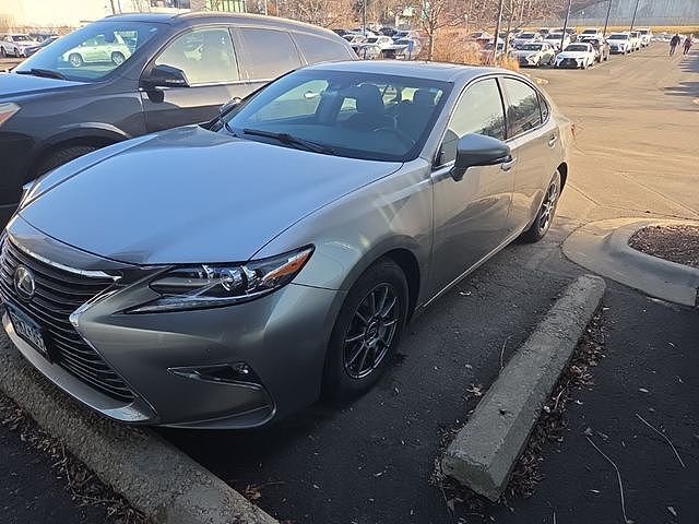 2018 LEXUS ES