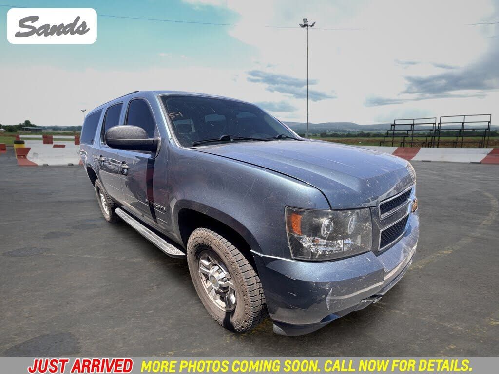 2010 CHEVROLET Suburban