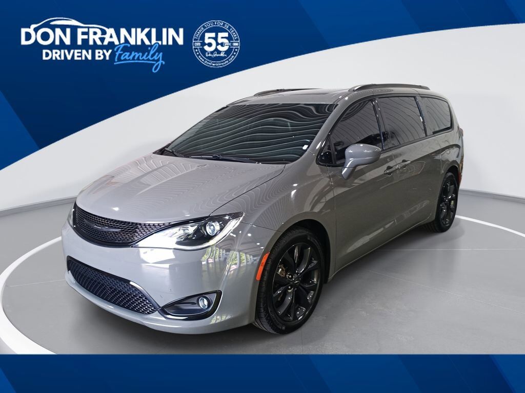 2020 CHRYSLER Pacifica