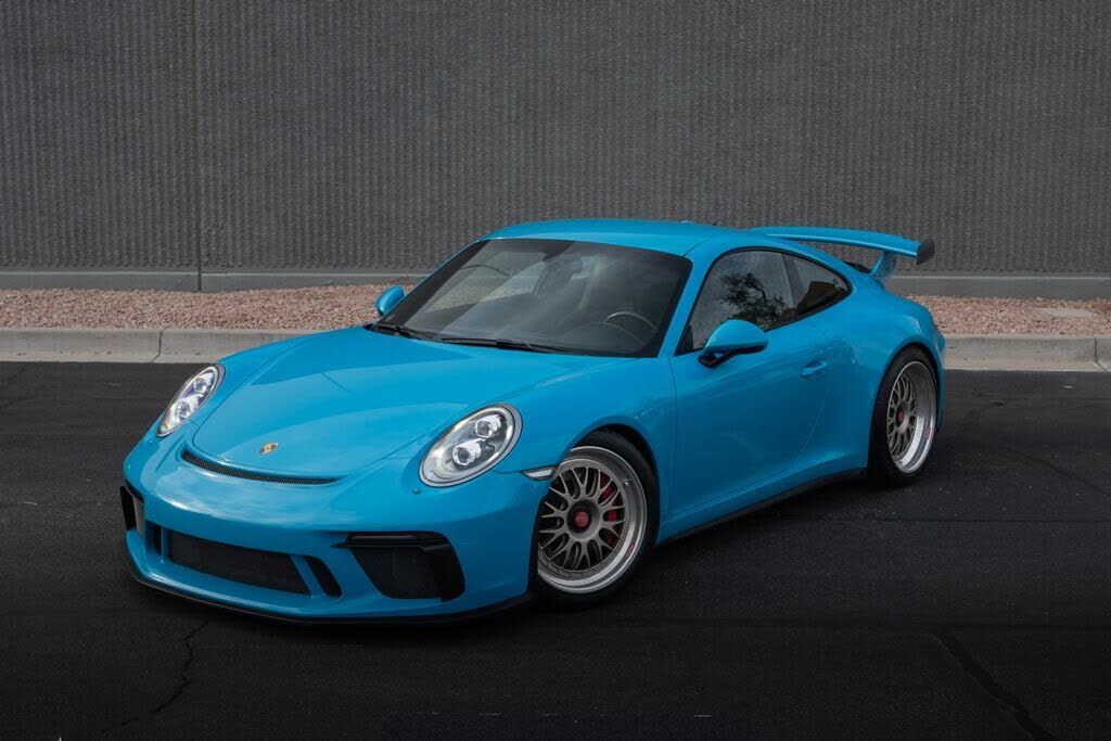 2018 PORSCHE 911