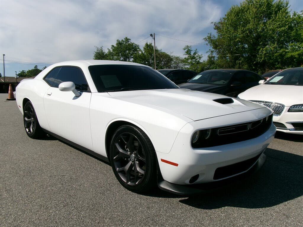 2019 DODGE Challenger