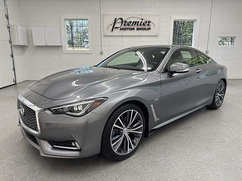 2017 INFINITI Q60