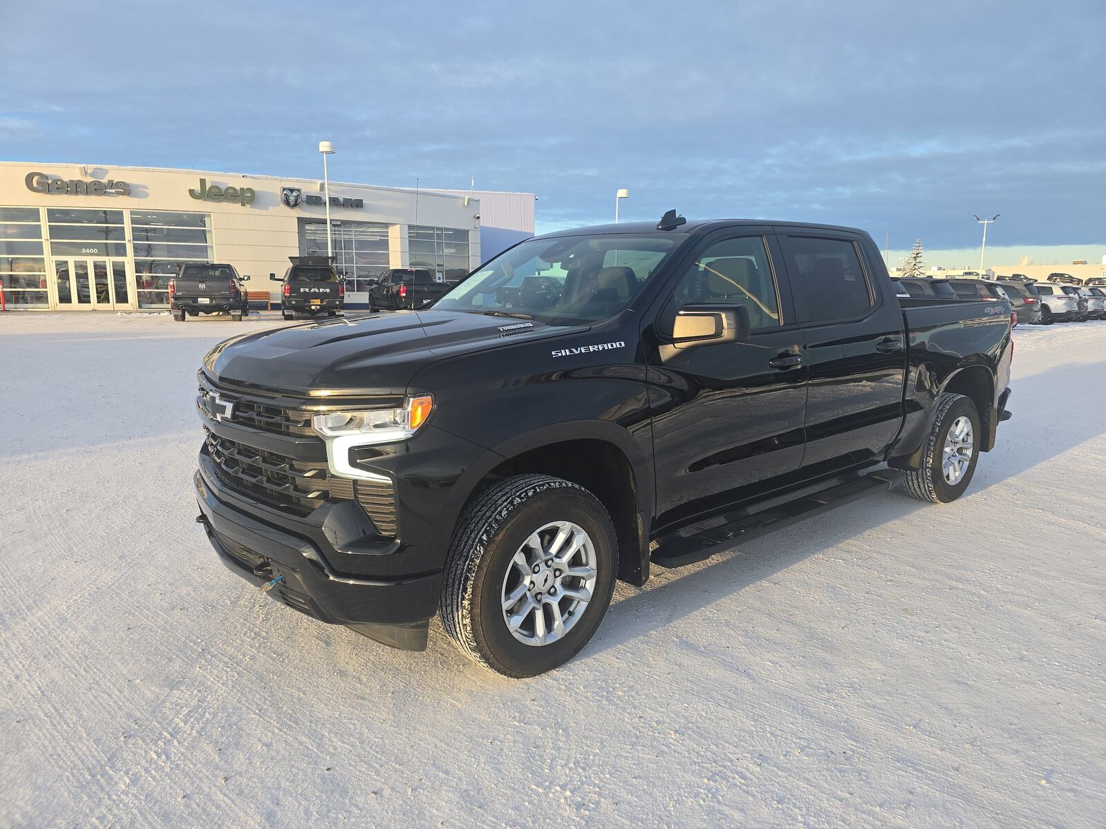 2025 CHEVROLET Silverado