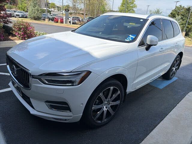 2020 VOLVO XC60