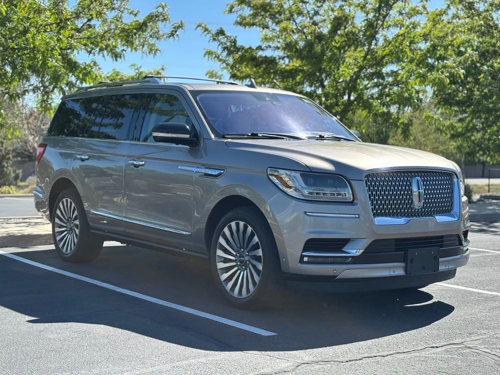 2019 LINCOLN Navigator