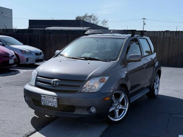 2004 TOYOTA SCION