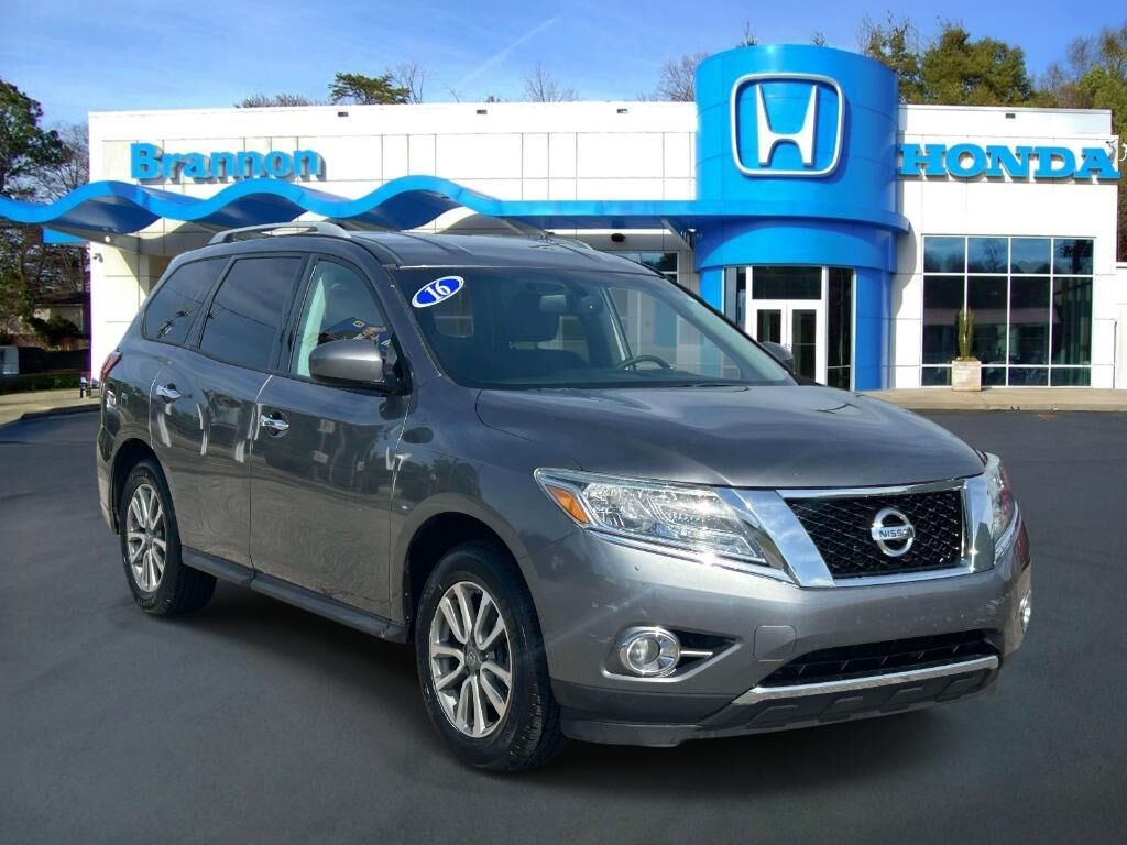 2016 NISSAN Pathfinder
