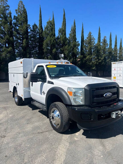 2011 FORD F-450