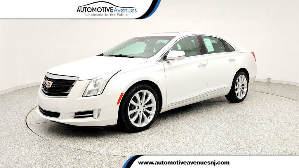 2017 CADILLAC XTS