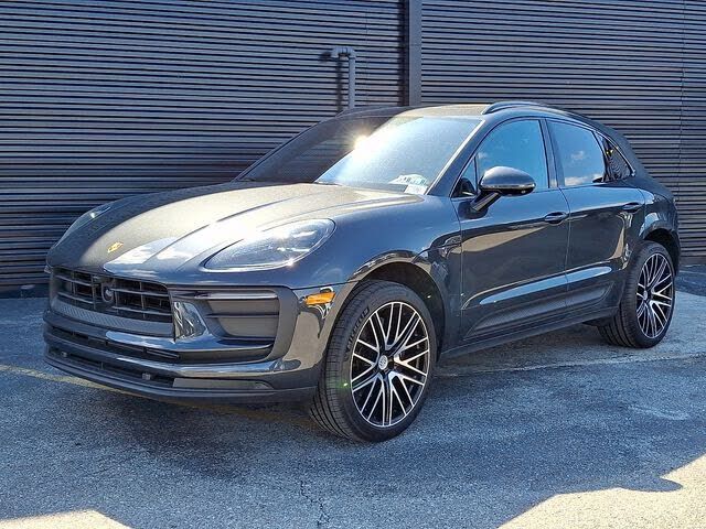 2026 PORSCHE Macan