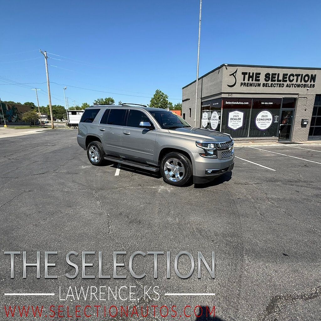 2017 CHEVROLET Tahoe