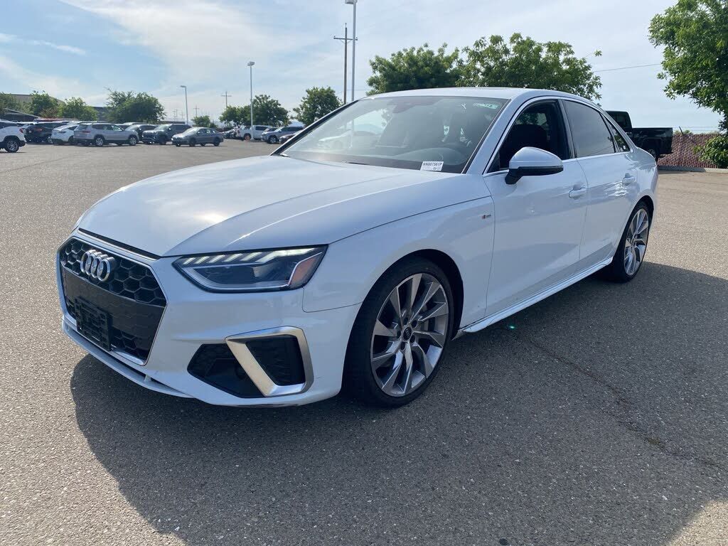2022 AUDI A4