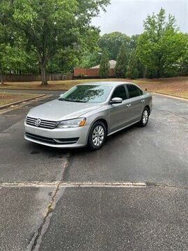 2013 VOLKSWAGEN Passat