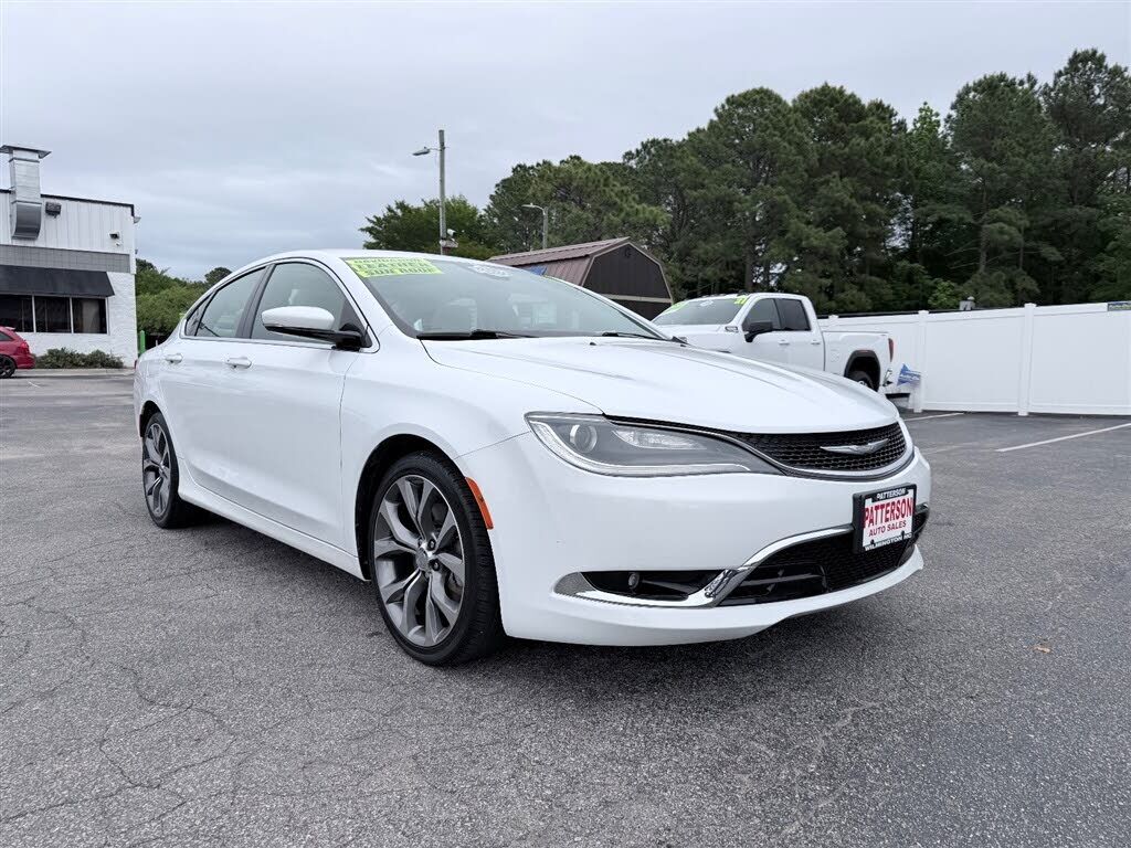 2016 CHRYSLER 200