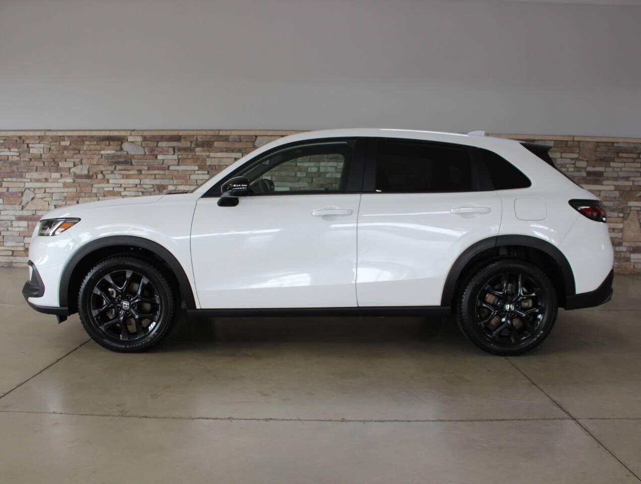 2025 HONDA HR-V