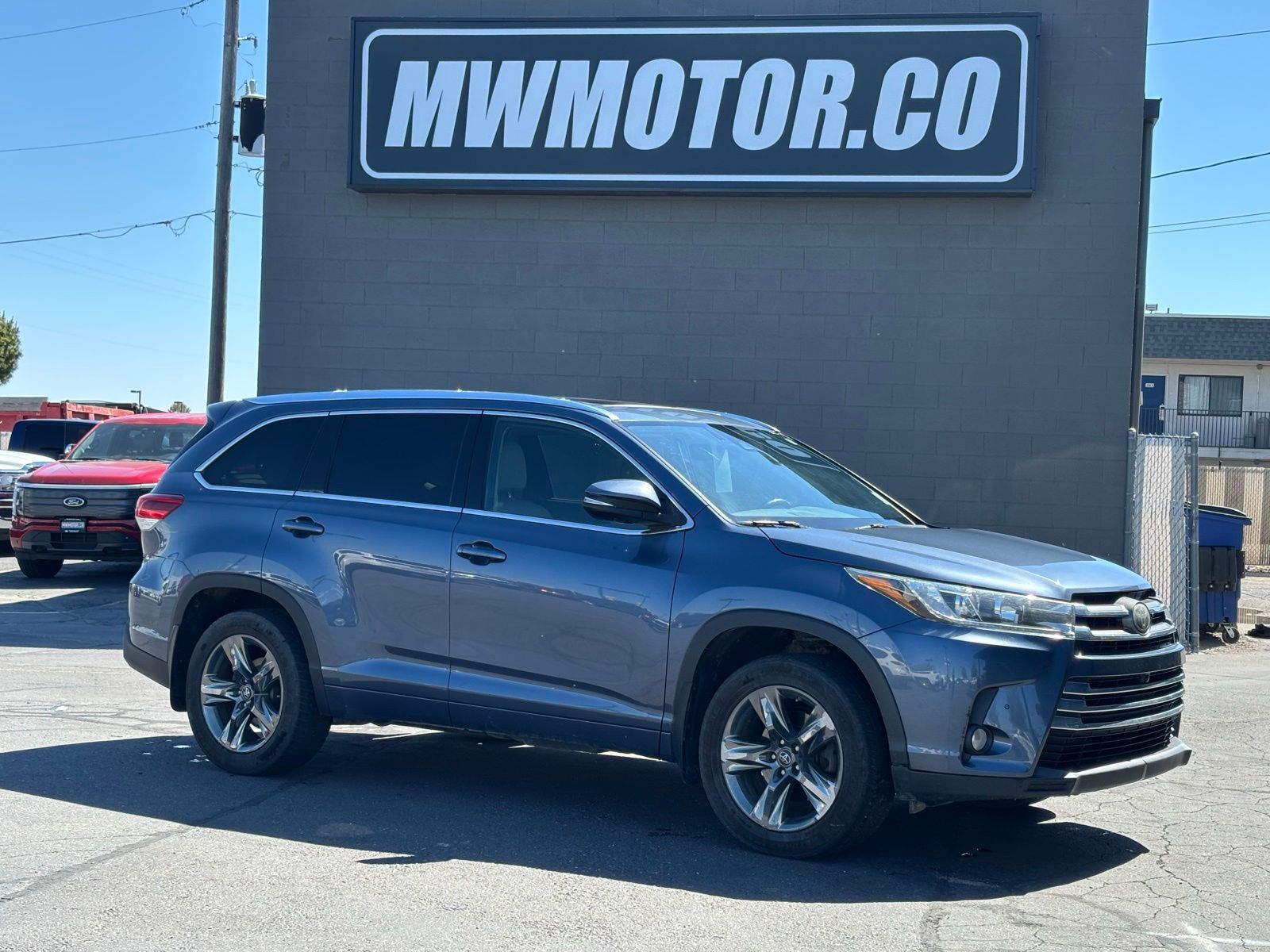 2018 TOYOTA Highlander