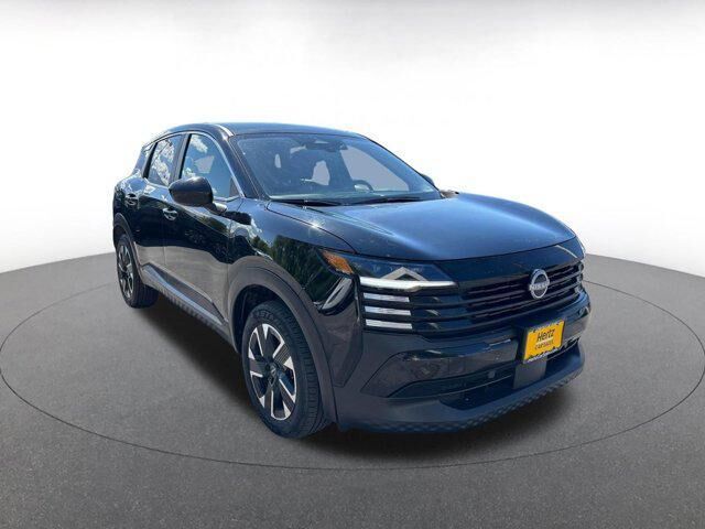 2025 NISSAN Kicks