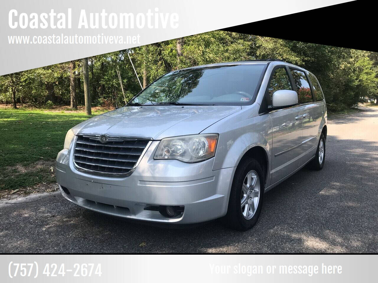 2010 CHRYSLER Town and Country