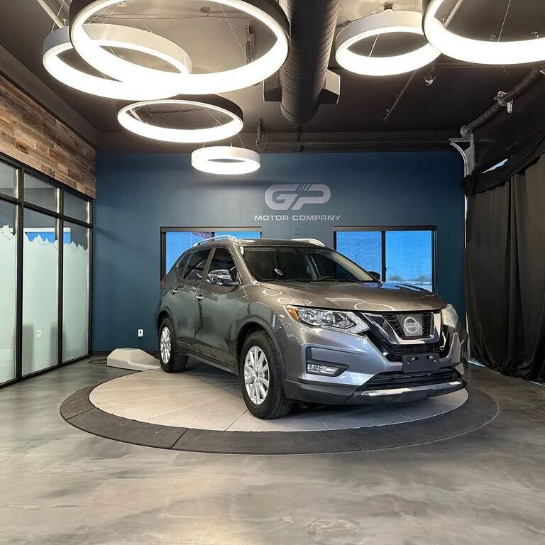 2017 NISSAN Rogue
